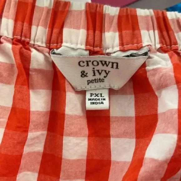 Crown and Ivy off shoulder PXL embroidered top - Picture 5 of 6